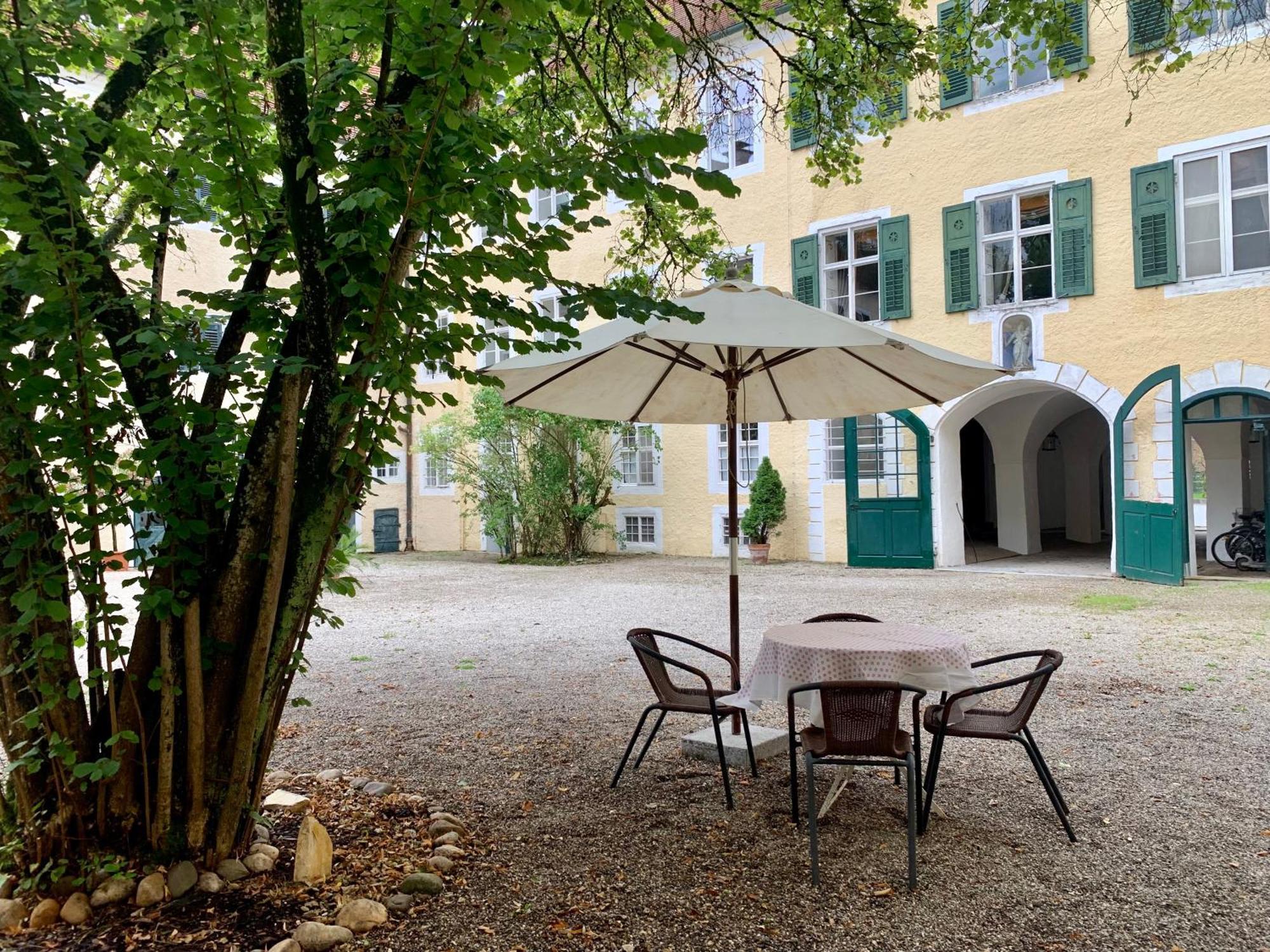 Wohnen Im Wasserschloss Sandizell Schrobenhausen Exterior photo
